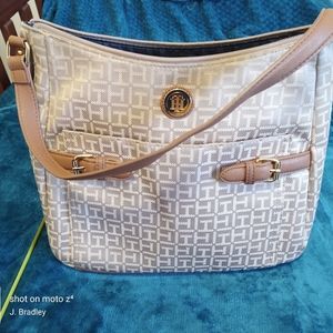 Tommy Hilfiger Purse/Shoulder Bag, NwoT.